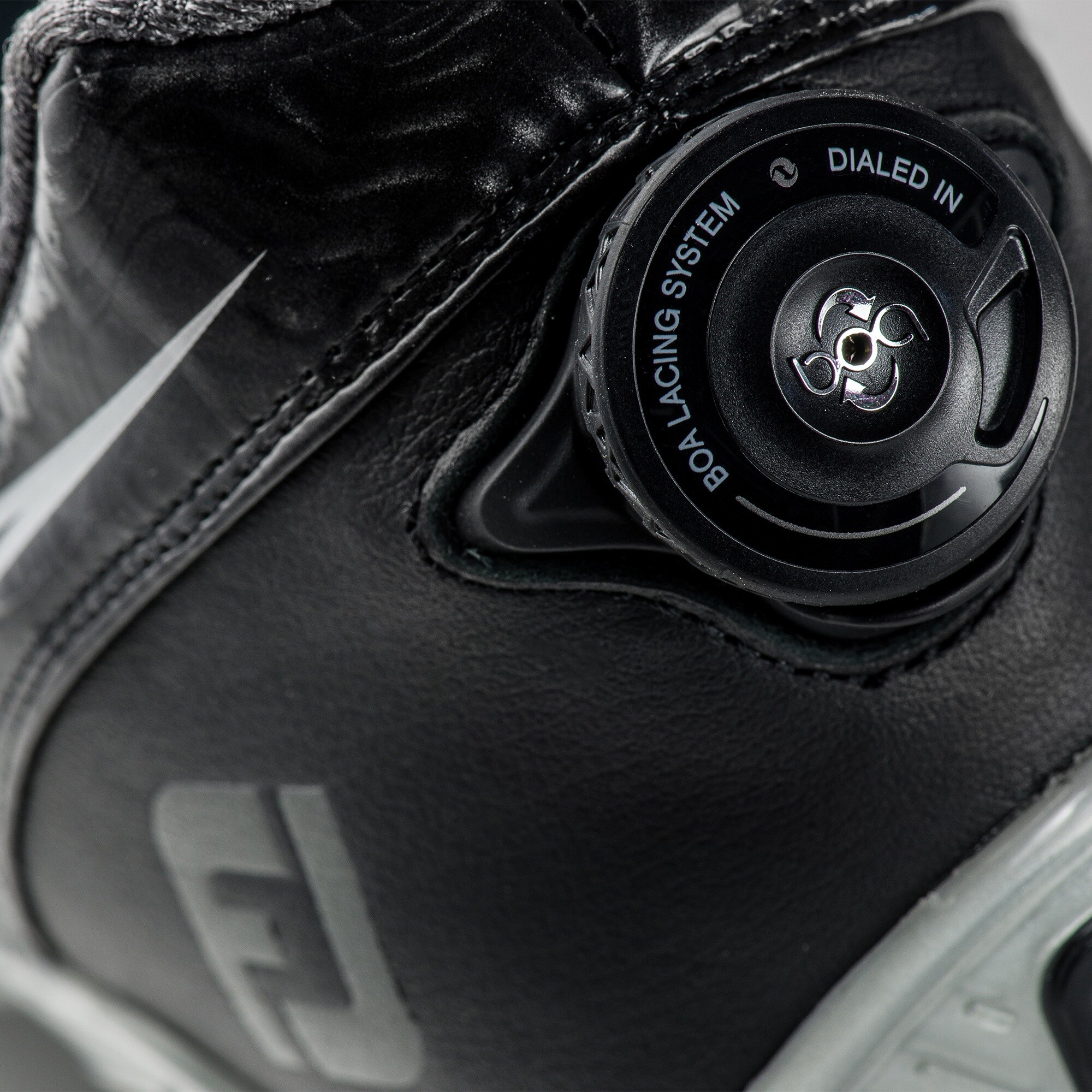 D.N.A. BOA&reg;-Previous Season Style