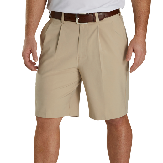 Pleated 9.5" Inseam Short